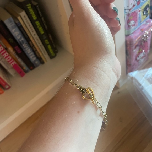 ❄️♑️♒️Garnet, 14 k gold filled wire, and gold chain- January birthstone bracelet - Picture 5 of 8